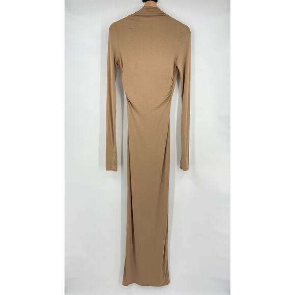 Helsa Tan Maxi Dress - Picture 3 of 12